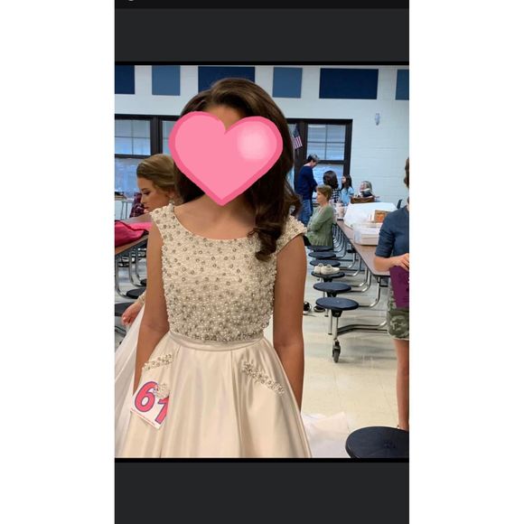 White Sherri Hill Size 00 Train dress